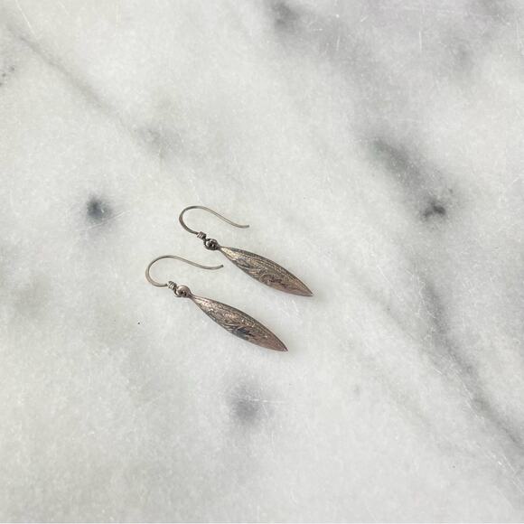 Vintage | .925 Sterling Silver Dangle Drop Earrings Etched Handcrafted Hand Made - Picture 2 of 5